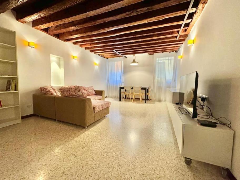 Dimora Spezier 4791 Apartamento